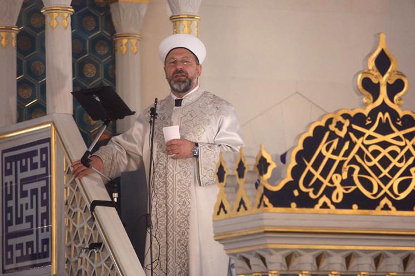 Diyanet İşleri Başkanı ABDde cuma namazı kıldırdı