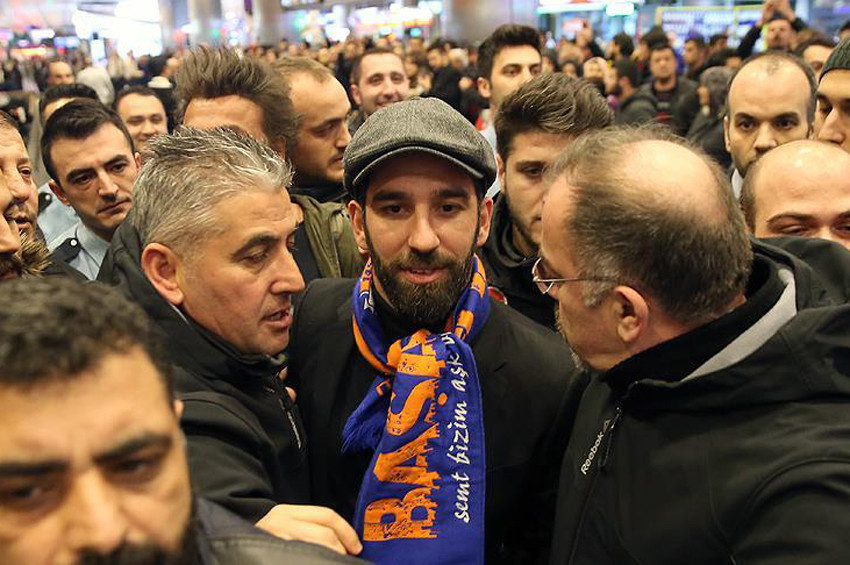 Arda Turan, İstanbula döndü