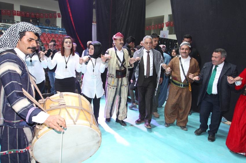 Kültürlerin Dansı ile Reng-i Hakkari