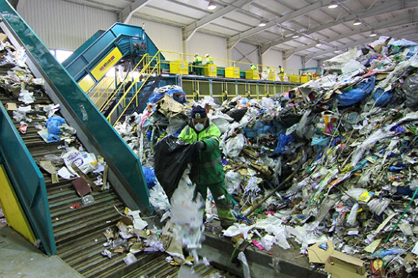 Türkiyenin çöpten geliri 2 milyar liranın üzerinde