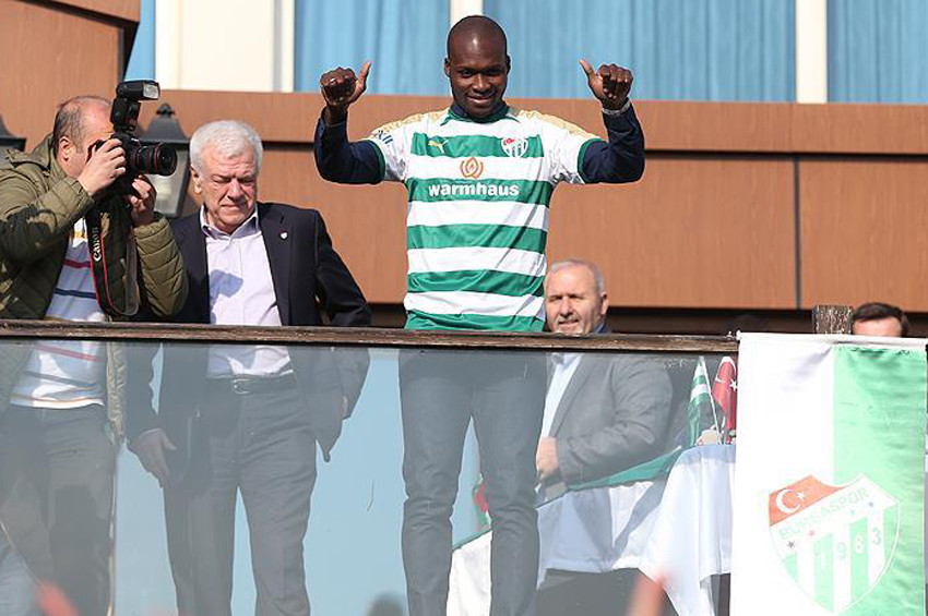 Moussa Sow, Bursasporda