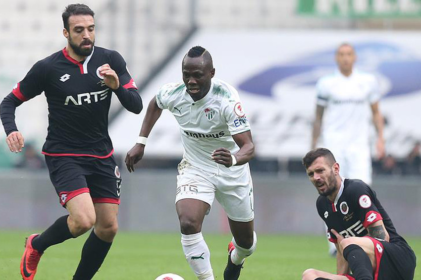 Bursaspor, Gençlerbirliğini yenerek elendi