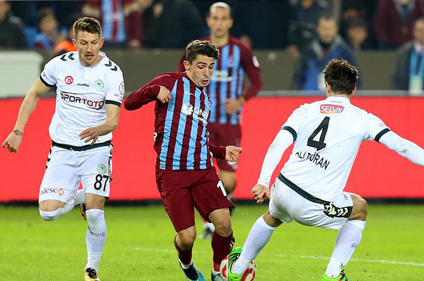 Konyaspor, Trabzonsporu kupadan eledi