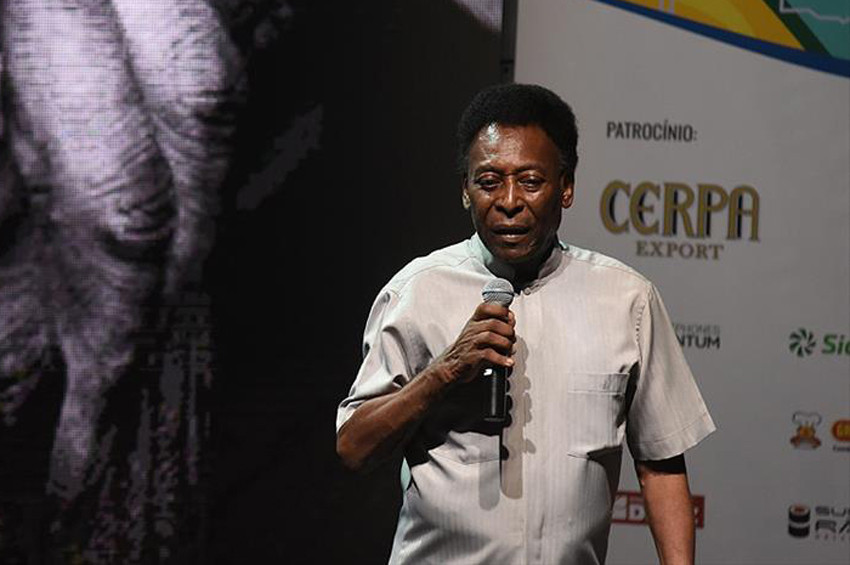 Pele hastaneye kaldırıldı