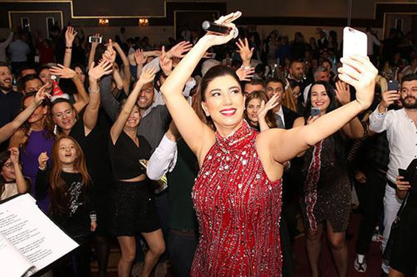 Nadide Sultan: Yeni yılda anne oluyorum