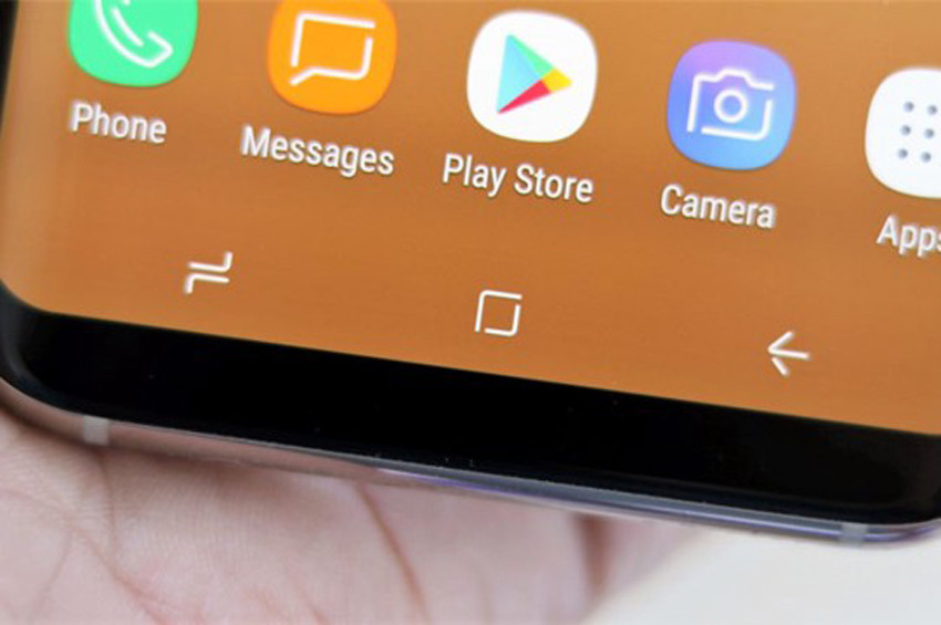 Galaxy A8 için ön siparişler başladı