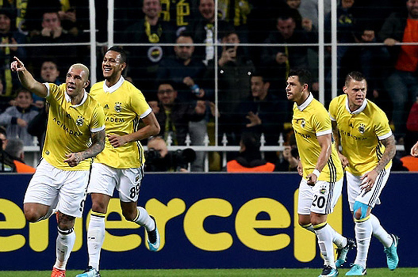 Fenerbahçe, 90+3te zirveyi gördü: 2-1