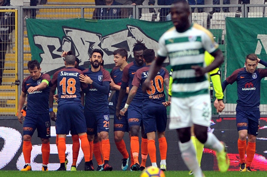 Ardalı Başakşehir Bursayı farklı yendi: 3-0