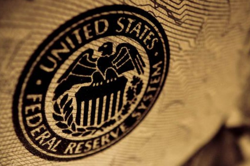 Faiz oranını değiştirmeyen Fed artış sinyali verdi