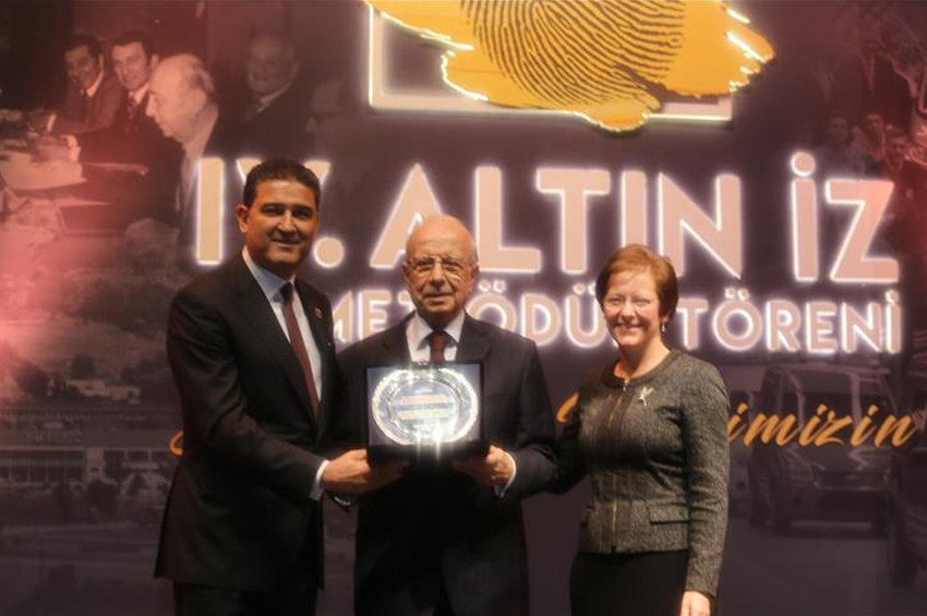 Ford Otosan, Altın İz Hizmet Ödüllerini verdi