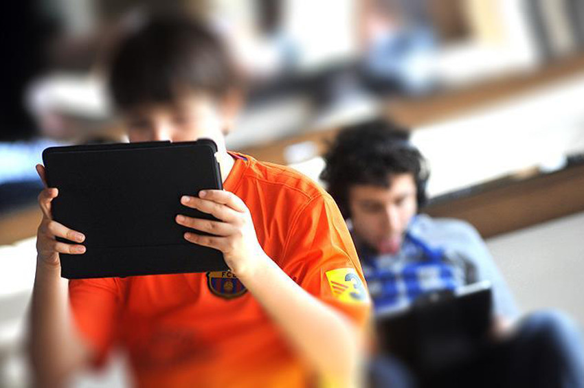 Her 2 kişiden biri miyop olma tehlikesi taşıyor