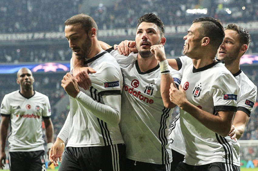 İki kulübün Cenk Tosun mesajlaşması