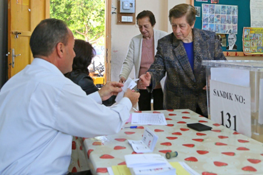 KKTCde ilk sonuçlara göre UBP önde gidiyor