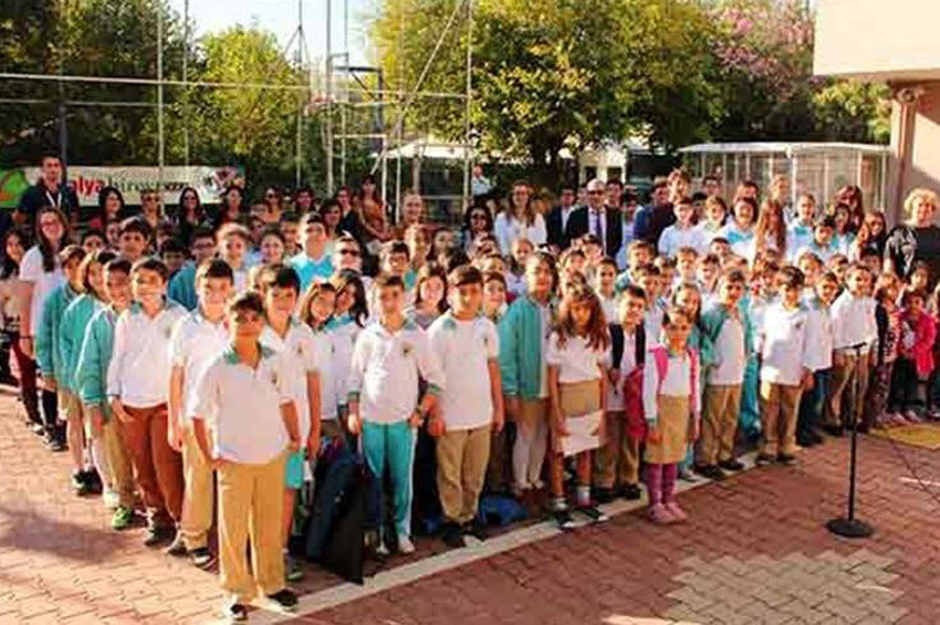 Danıştay kararı: Okullarda Andımız Okutulsun!