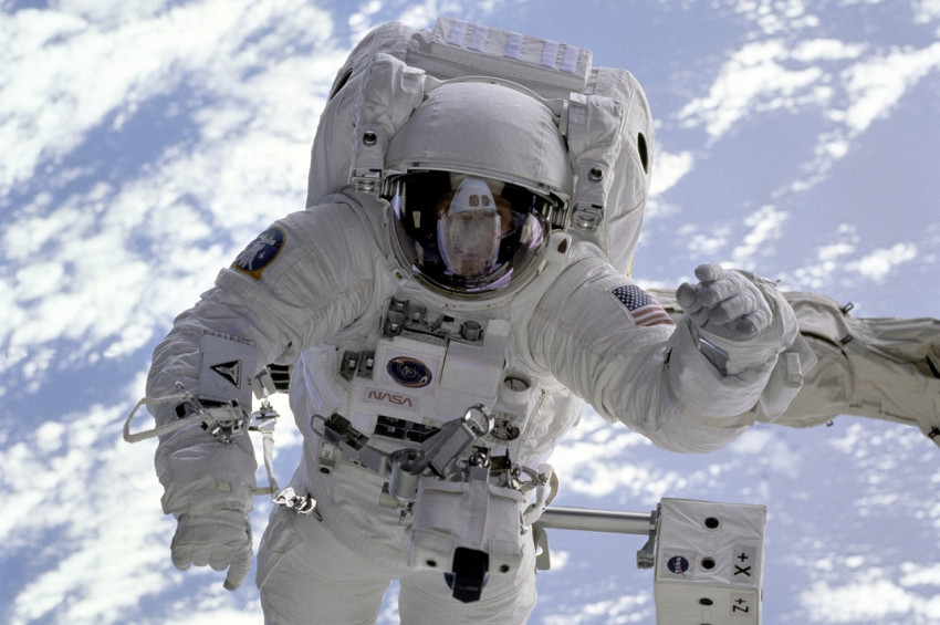 Uzaya çıkan insanın beyni değişiyor