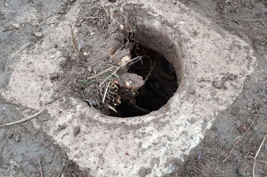 İzmirde tarihi eser olduğu sanılan mermer kuyu bulundu