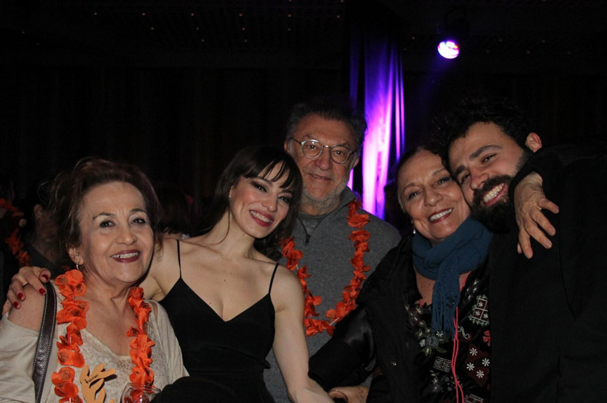 Kürklü Venüs sahneye çıktı