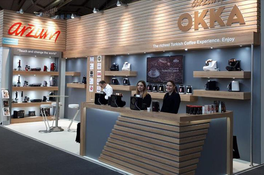 Arzum Okka ile Frankfurt Türk kahvesi tattı