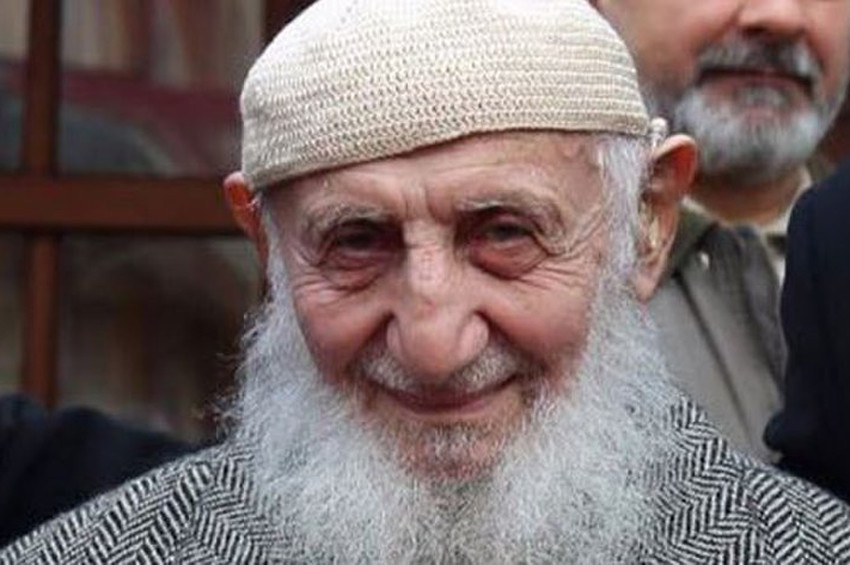 Eşinin acısına yarım saat dayanabildi