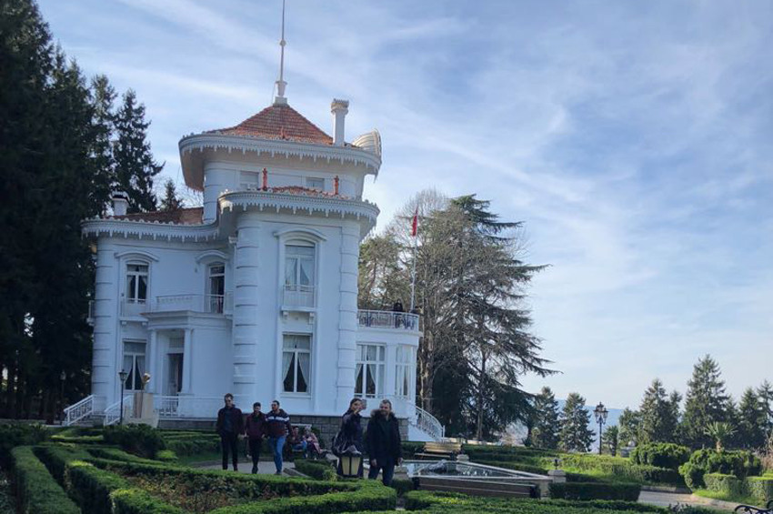 Trabzon Atatürk Köşküne ziyaretçi akını