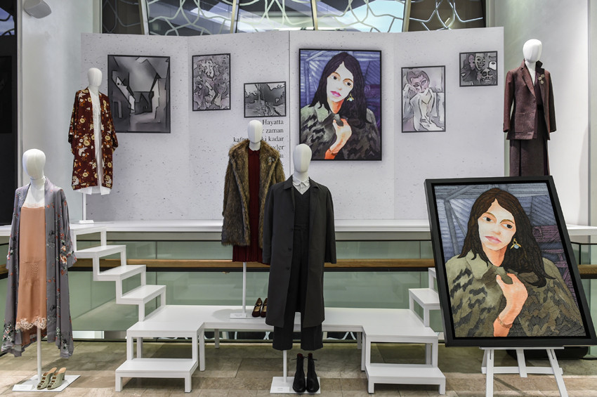 Kürk Mantolu Madonna sergisi Beymen Zorlu Centerde