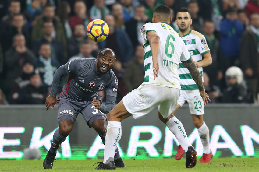 Beşiktaş, Bursada bir puanı zor kurtardı: 2-2
