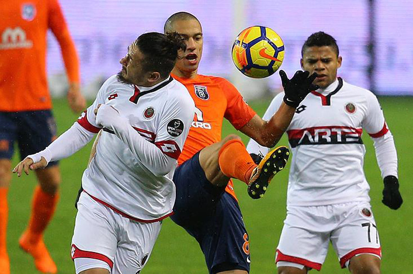 Medipol Başakşehir: 1 Gençlerbirliği: 1