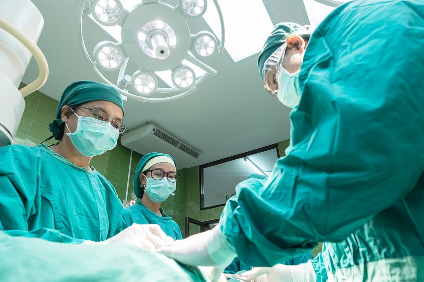 Hintli koca gizlice karısının böbreğini satmış