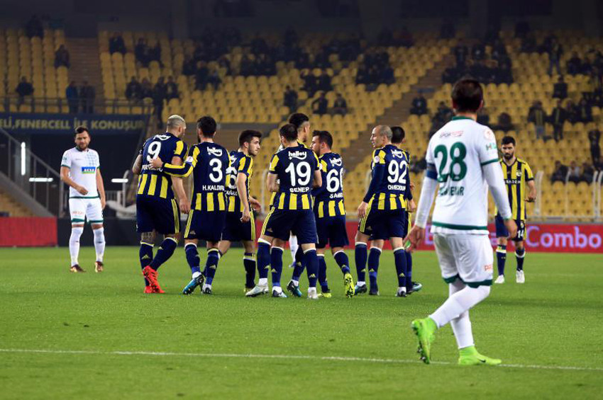 Giresunsporu eleyen Fenerbahçe, Beşiktaşın rakibi oldu
