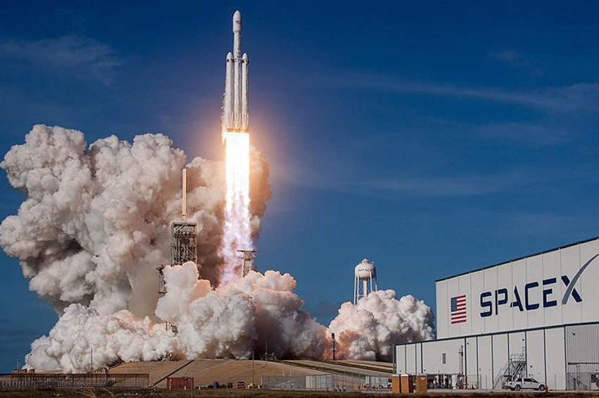 Muskın Tesla reklamı parayla satın alınamaz