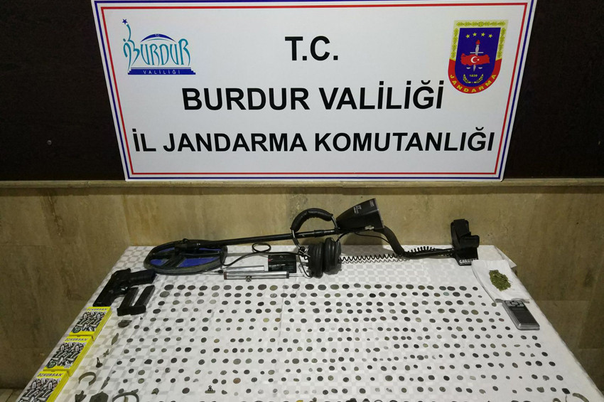 Burdurda tarihi eser operasyonu