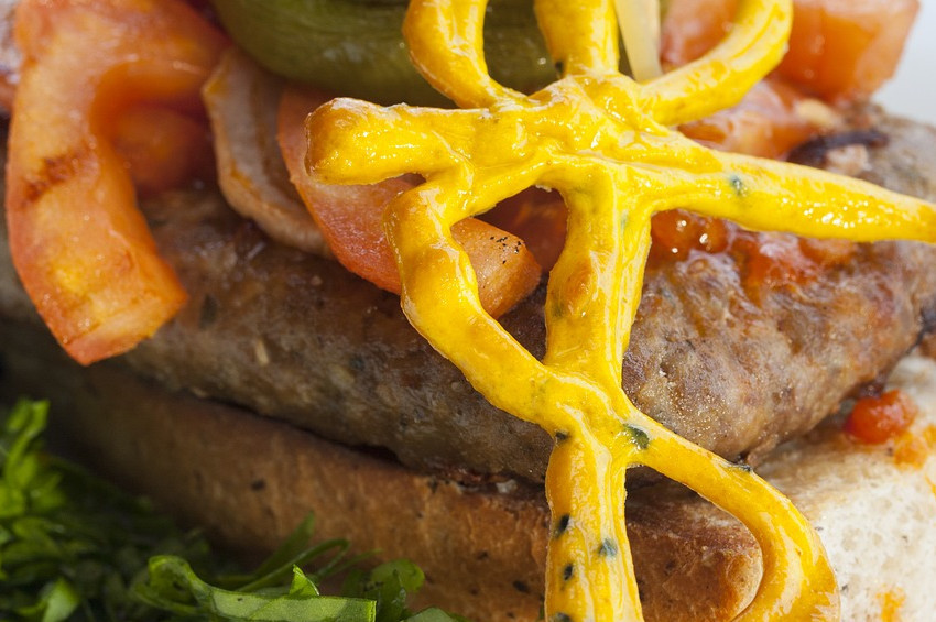 Dışarıda yemek, erkekleri kısırlaştırıyor