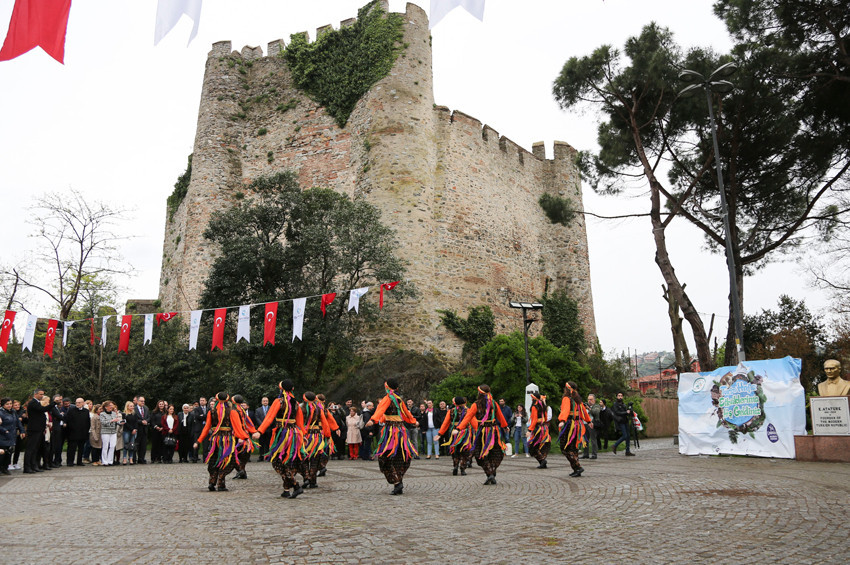 Anadolu Hisarında QR Kodlu Mobil Turizm Projesi