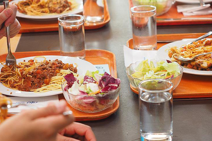 Zor gibi görünen ama sağlıklı oruç önerileri