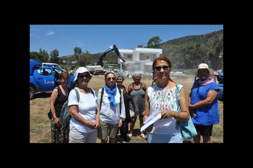 Muğlada sit alanına yapılan otel  yıkıldı