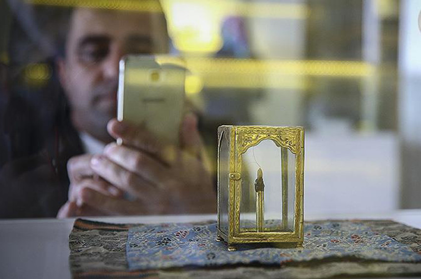 Hz. Muhammed’in mukaddes hatıraları sergisi