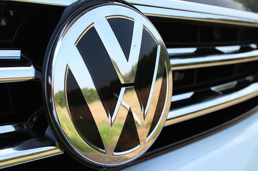 Volkswagene 1 milyar avro ceza verildi