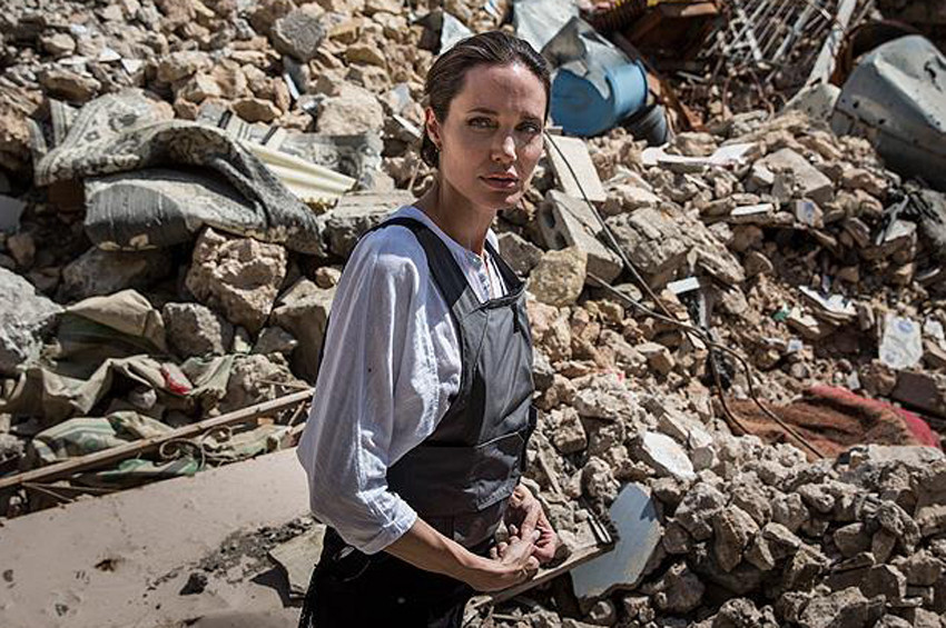 Angelina Jolie, Irakta