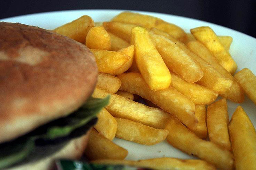 Yağ ve karbonhidrat yeme dürtüsü artırıyor