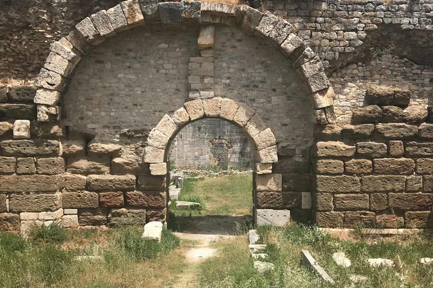 Bocchi Antik Roma Hamamlarını gezdirdi