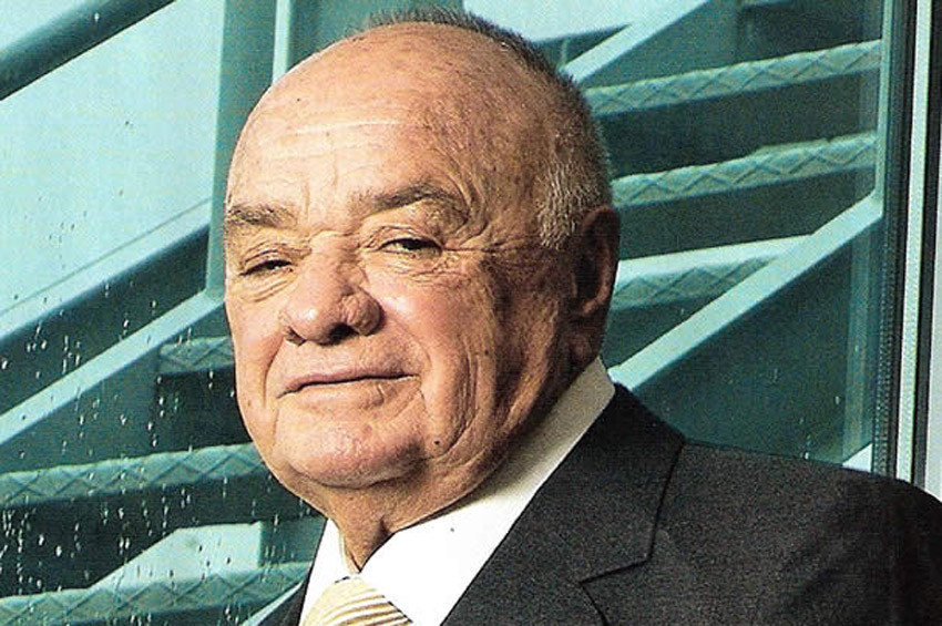 İş adamı Şarık Tara vefat etti