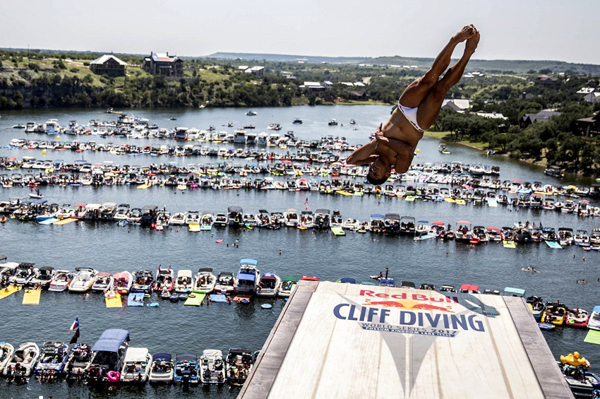 Red Bull Cliff Diving heyecanı başladı