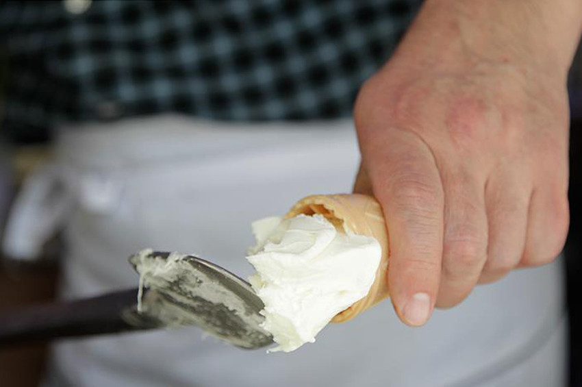 Maraş dondurmasına standart geldi