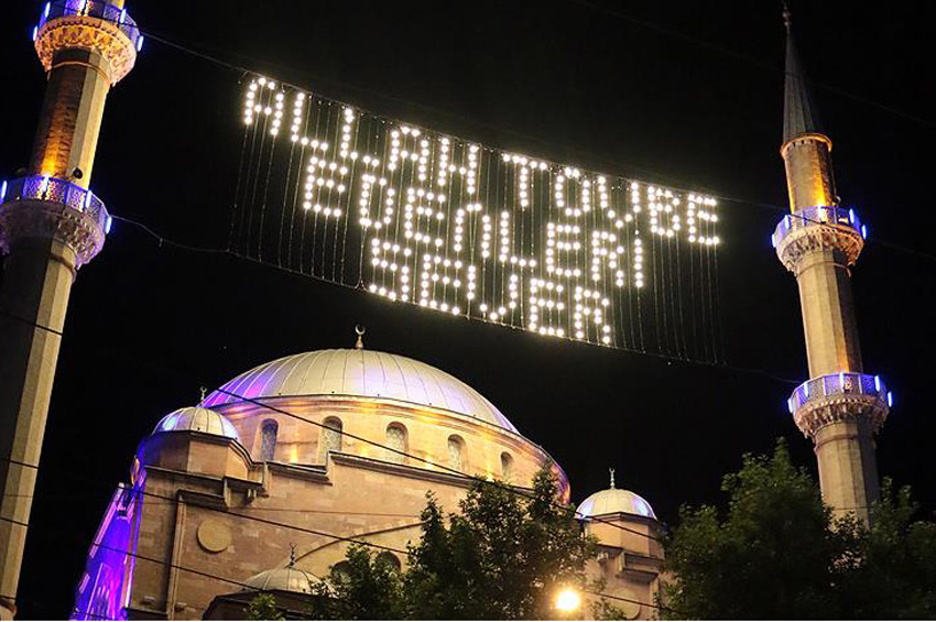 Kuranda adı geçen tek gece: Kadir Gecesi