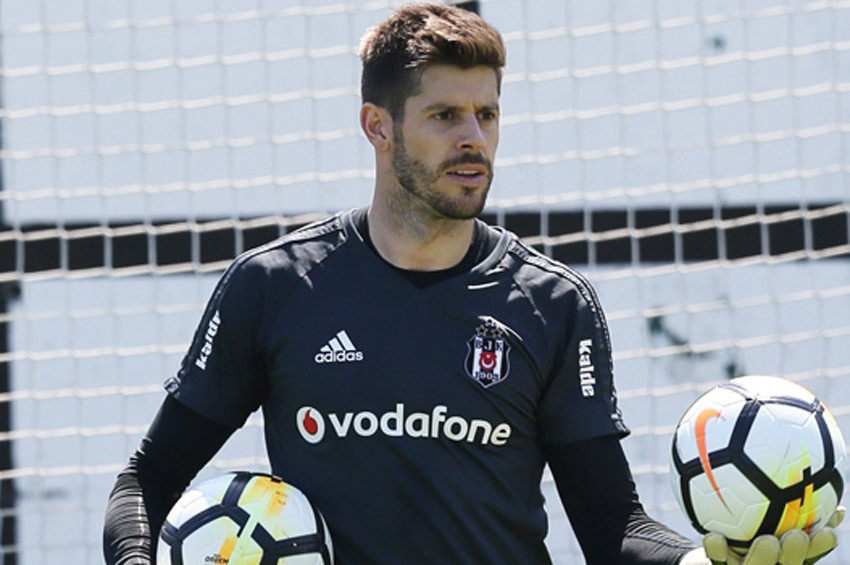 Beşiktaşın kalecisi Fabri Fulhama transfer oldu