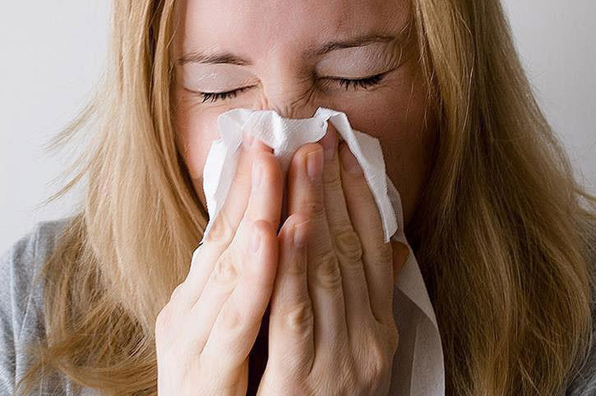 Sinüzit için deniz suyu tedavisi öneriliyor