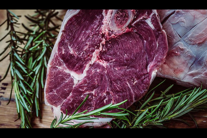 Laboratuvarda üretilen et, 2021de restoranlardaki yerini alabilir