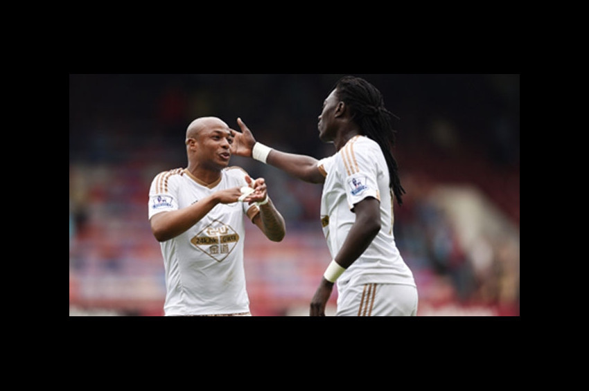 Ayew ve Gomis mesajlaştı