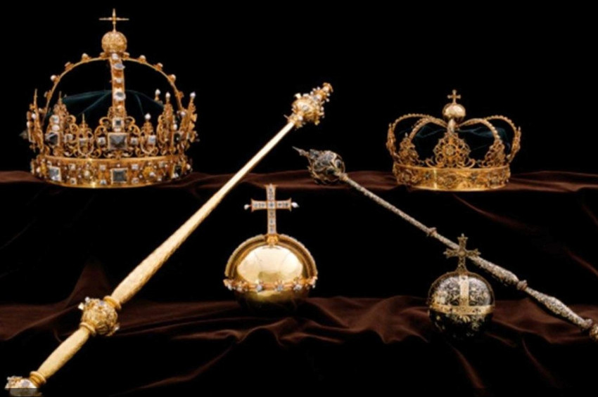 İsveç kral ve kraliçesinin 400 yıllık tacı çalındı