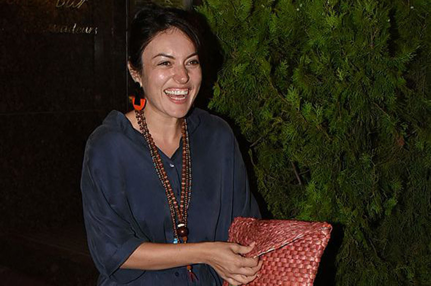 Ezgi Mola: Çocuk için önce eş lazım